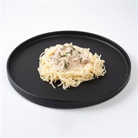 Печень куриная по-строгановски, спагетти отварные 250 гр 7541