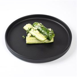 Огурчики с зеленью и чесноком 100г 2506